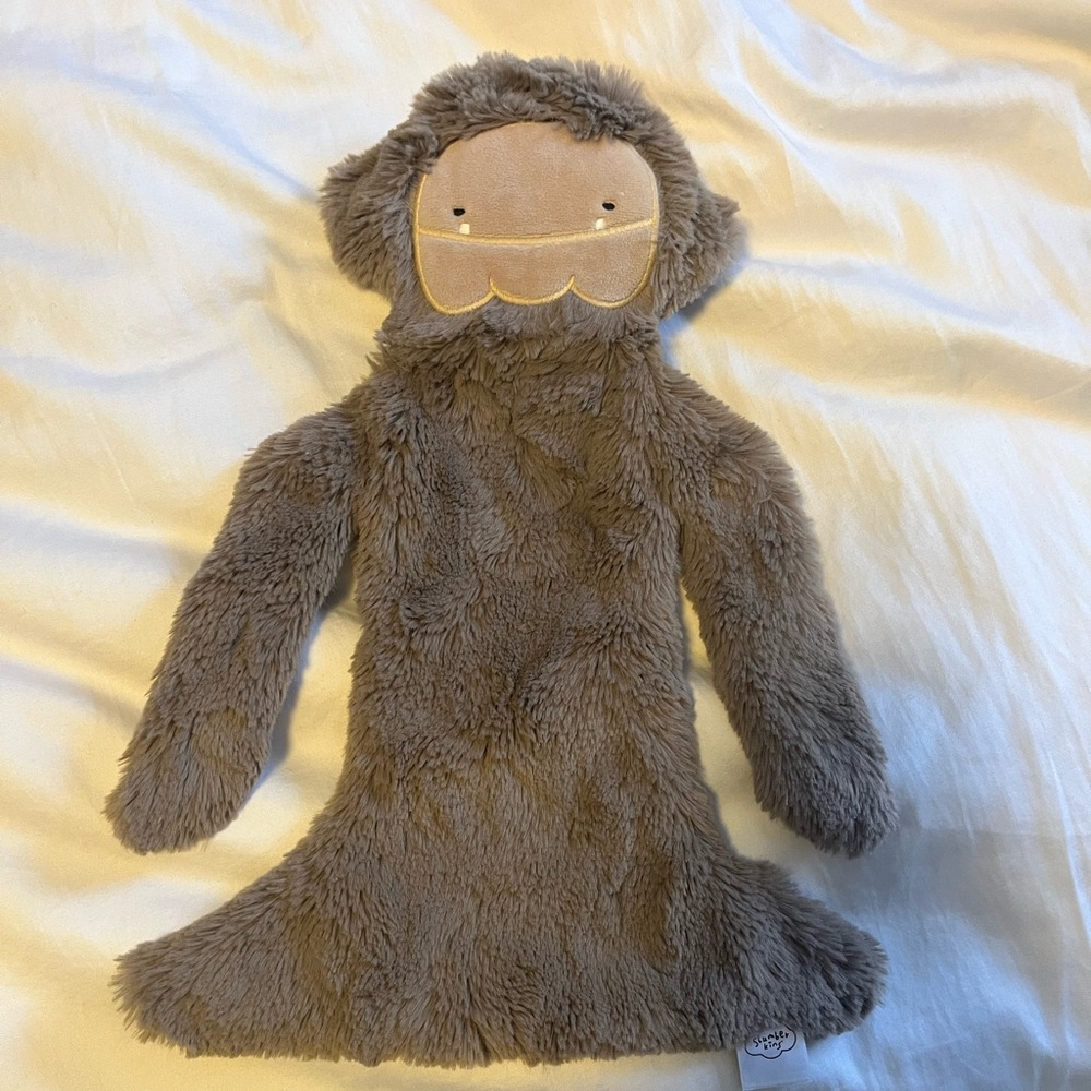 Slumber Kins Brown Bigfoot Snuggler Plush - Picture 2 of 6
